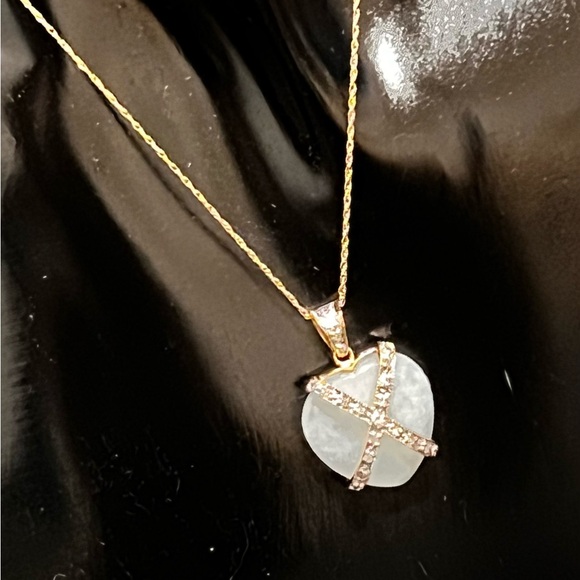 14K Gold Jade & Diamond Heart Pendant Necklace - Picture 12 of 16